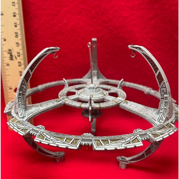 Star Trek Deep Space Nine Space Station Hallmark Ornament - Picture 11 of 15